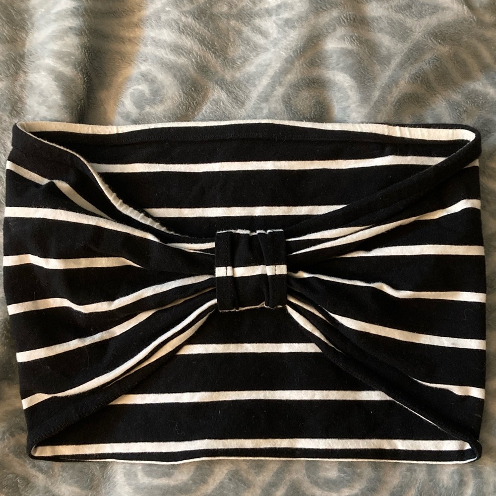 Tube crop top with bow cinched back, striped